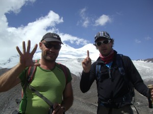 Seven Summit score before Elbrus: Tommy 5 - Stephan 1.